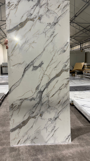 PVC Wandpaneel Marmerlook 122x280 - Gild Fish Belly White