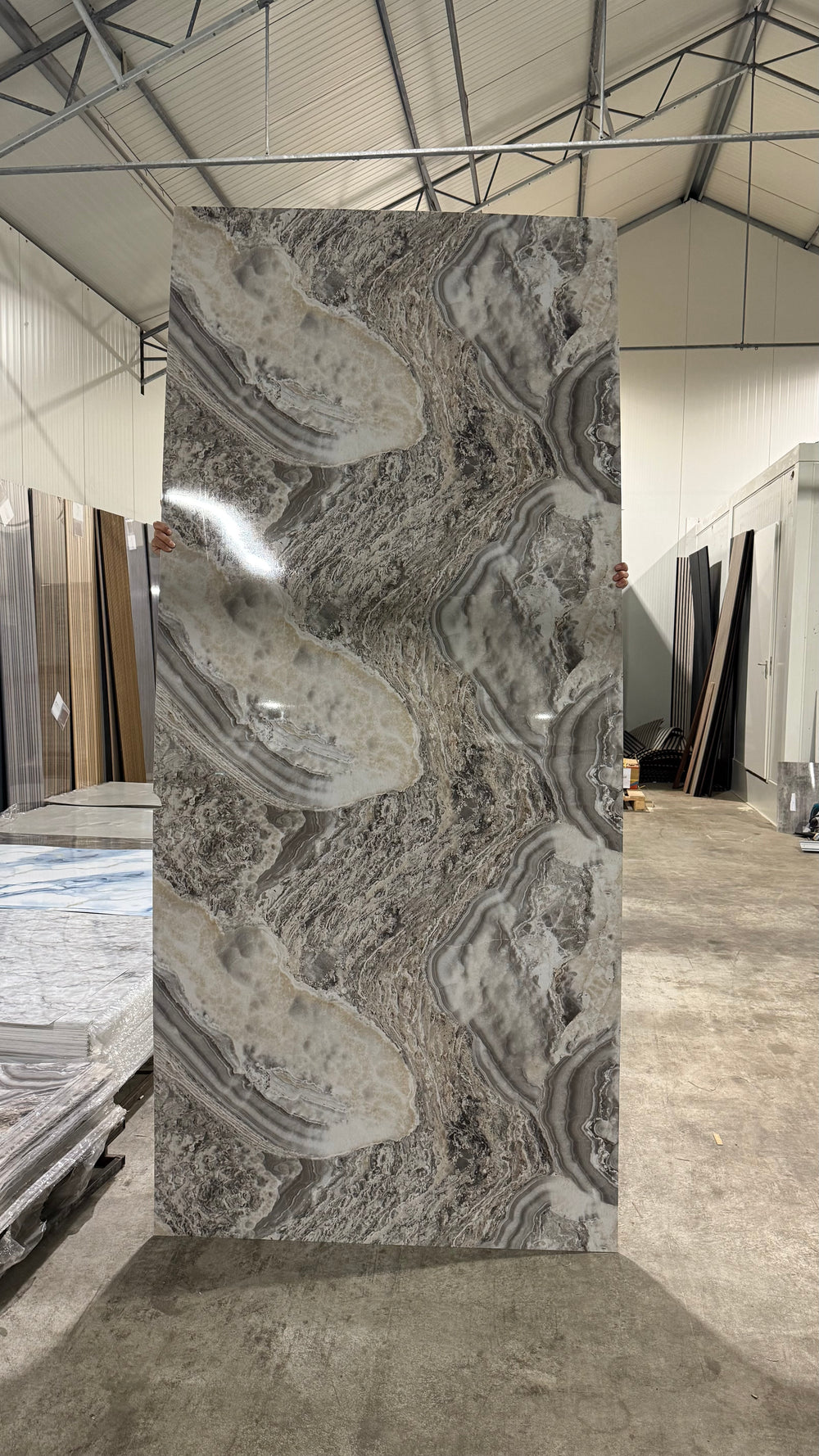 Spc wandpaneel 122x280x03 	Onyx Mirage