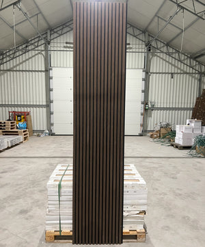 Akoestische wandpaneel | 60x280 cm | walnut jk | 27 mm latten