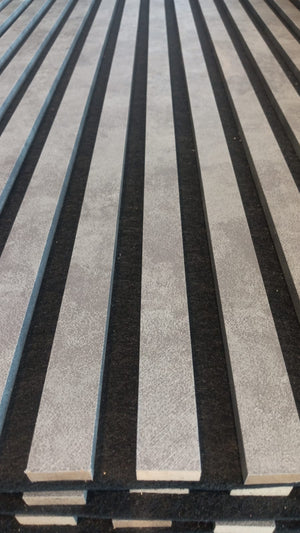 Akoestische Wandpaneel (Latten wanden) | 60x280 cm | Beton Look Donker Grijs| 25 mm Latten