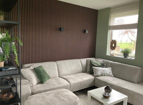 29€ Akoestische WandPanelen Walnoot Lattenwand Met zwarte Vilt 270x60 cm
