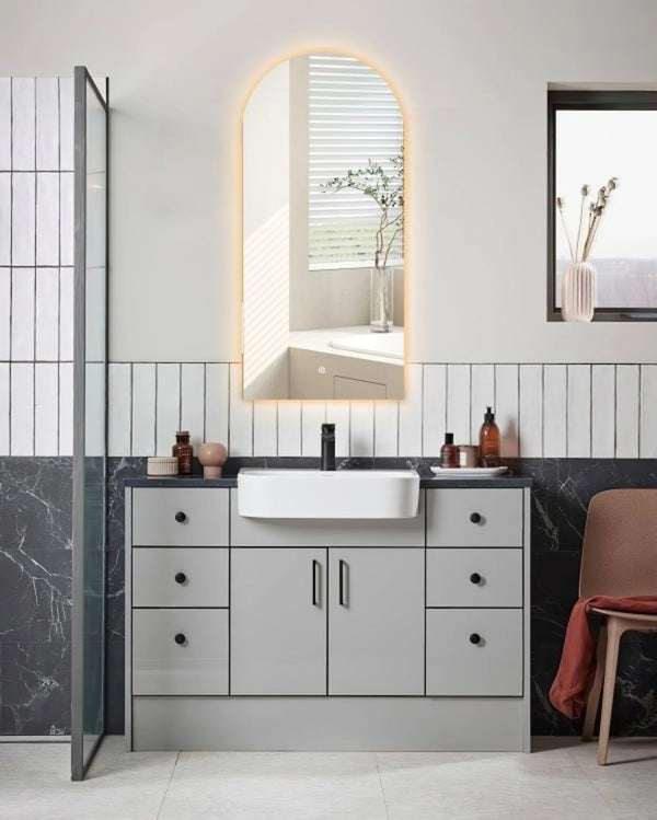 ARCH Randloos toiletspiegel / badkamerspiegel met verlichting - 45x100 cm