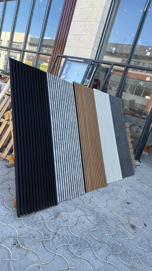 Akoestische Wandpaneel (Latten wanden) | 60x280 cm | Beton Look Donker Grijs| 25 mm Latten