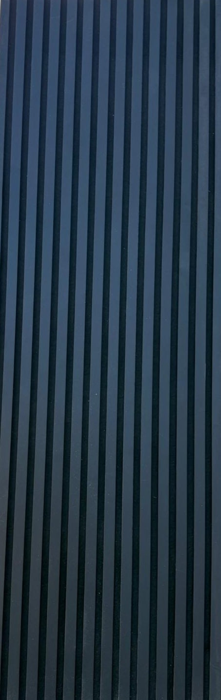 Akoestische wandpaneel | 60x280 cm | black oak | 17 mm latten