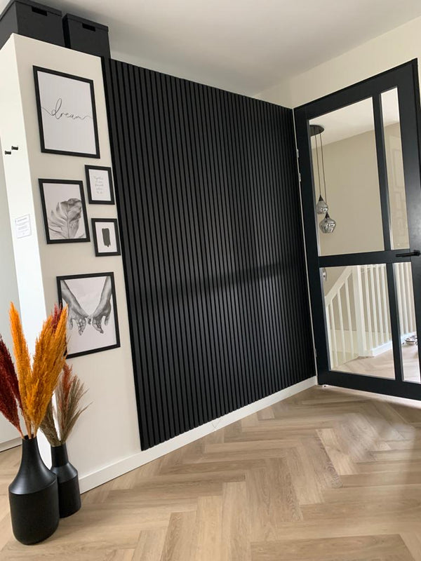 Akoestische wandpaneel zwart (Latten wanden)  | 60x280 cm | black oak | 25 mm latten