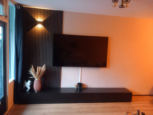 Akoestische wandpaneel | 60x280 cm | black oak | 17 mm latten